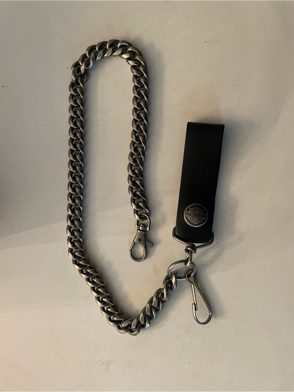 Harley-Davidson Black Leather Strap with Silver Chain Wallet Clip